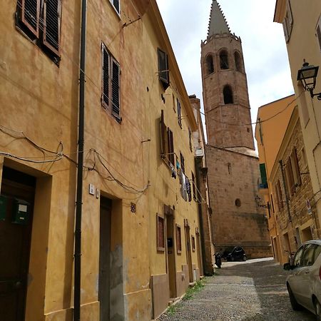 Casa Vacanza Il Campanile Alghero Luaran gambar