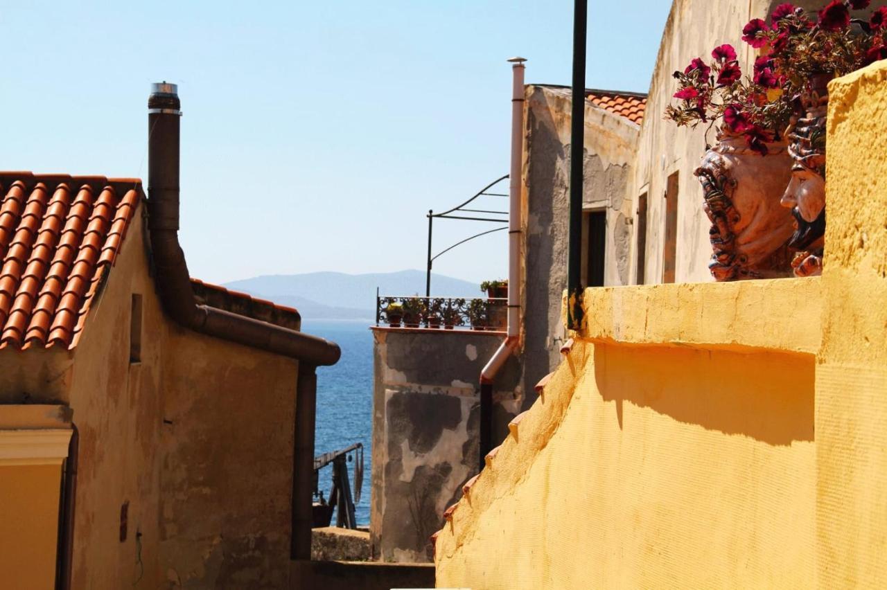 Casa Vacanza Il Campanile Alghero Luaran gambar